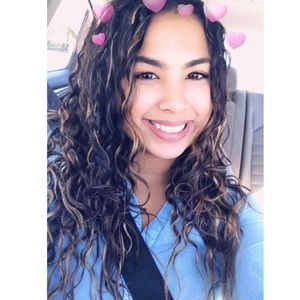 Meet your Posher, Andrea